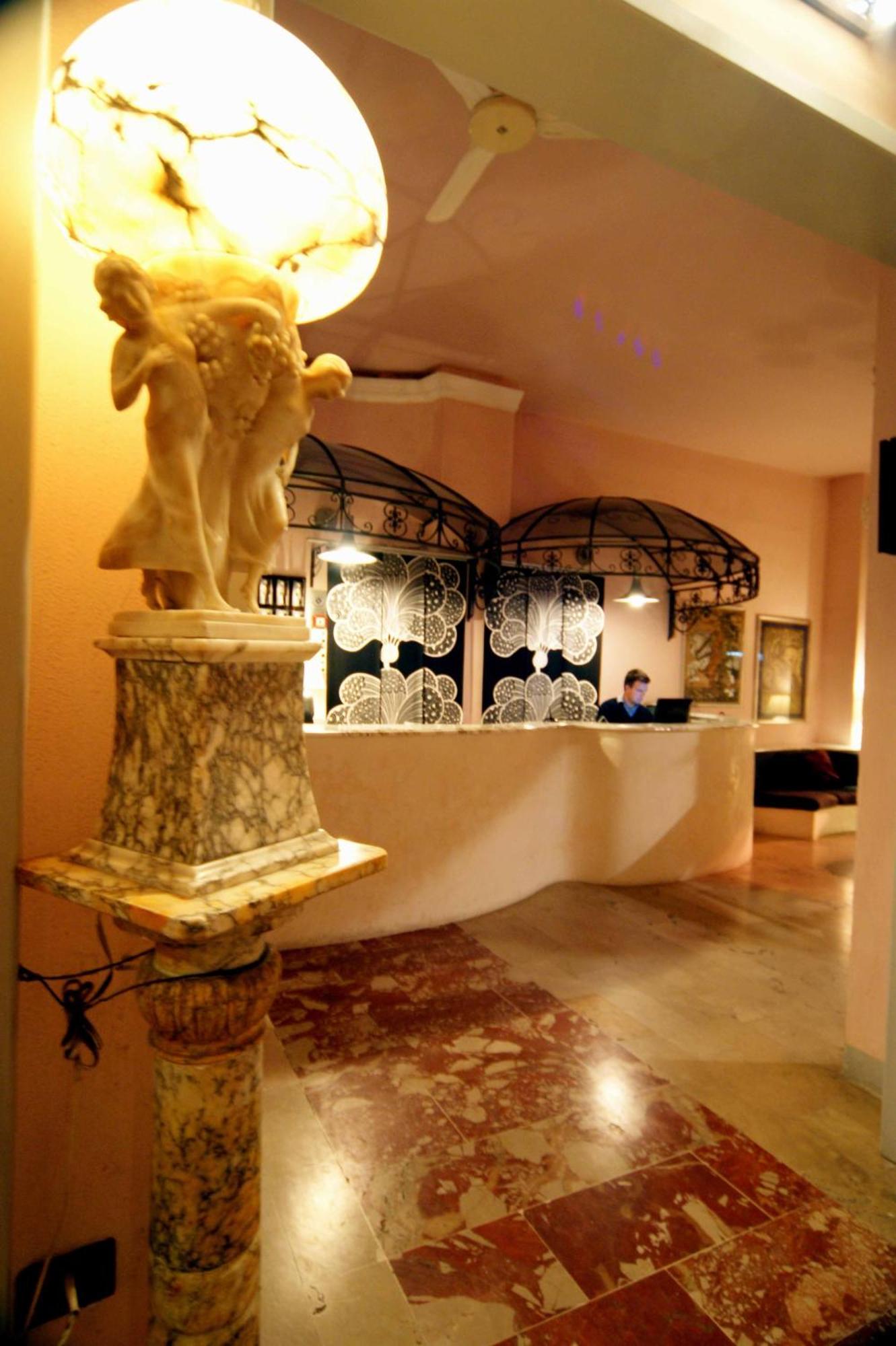 Hotel Liberty Viareggio Exteriör bild